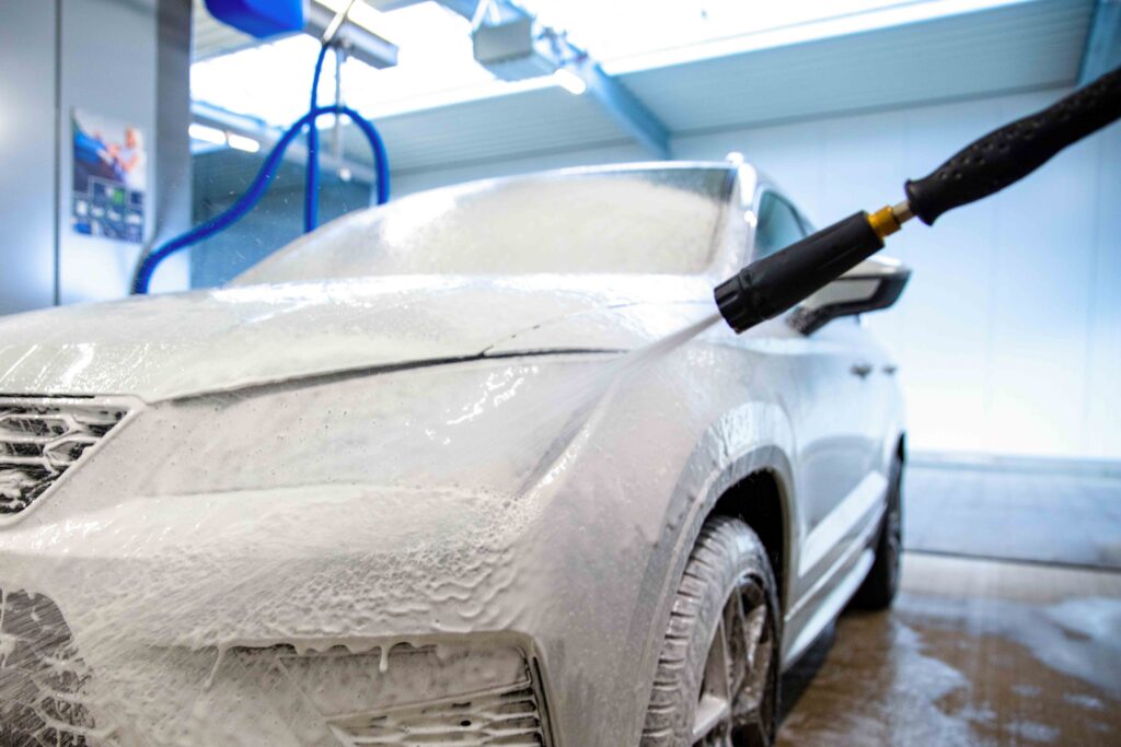 Boxes de autolavado en Julià Wash, Lavado de coches ecológico y de última generación en Rubí